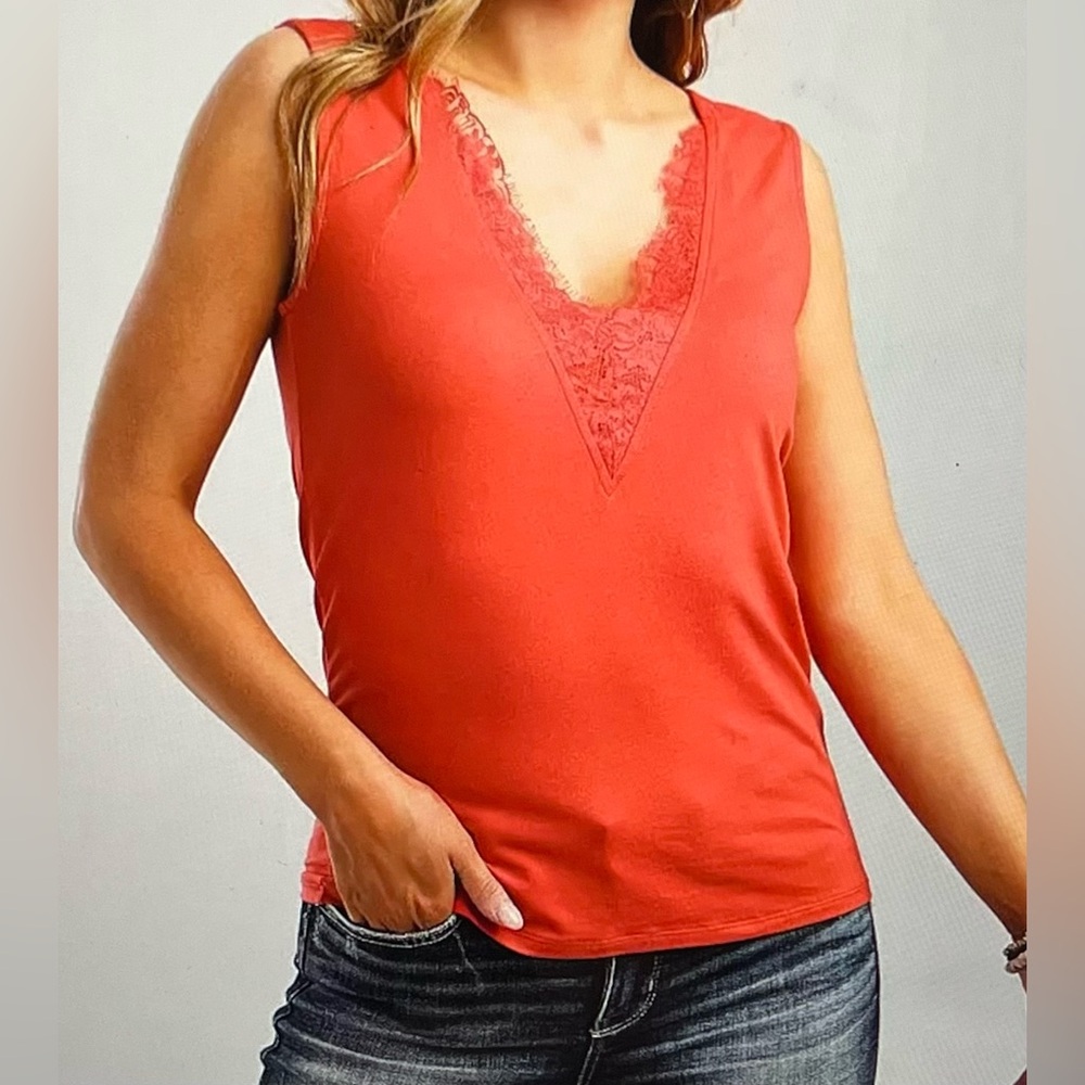 Buckle Daytrip Women’s Lg Baked Apple Eyelash Lace Trim VNeck Knit Tank Top